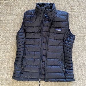 Patagonia black womens down sweater vest size S